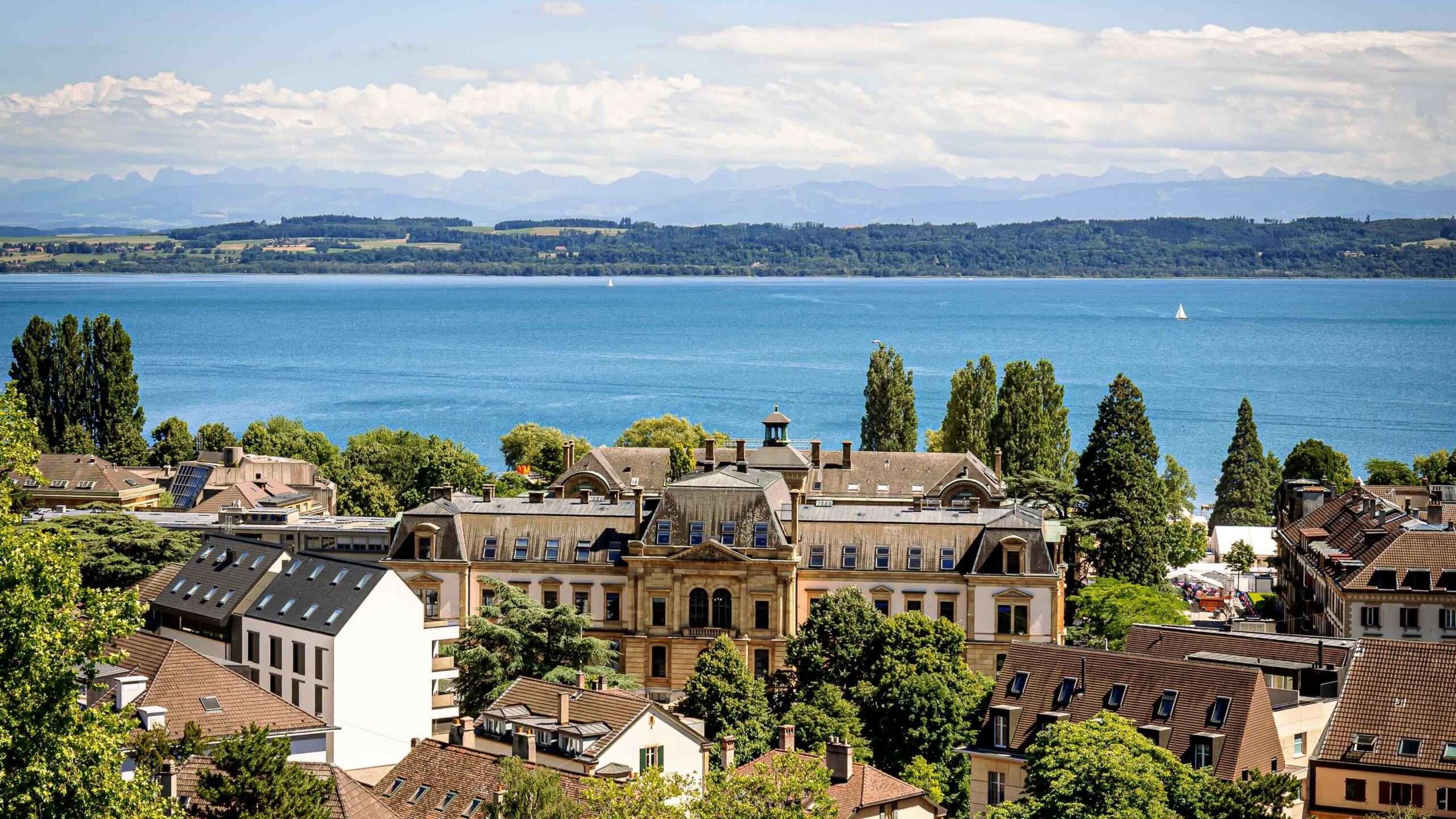 Université de Neuchâtel, Main Building